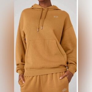 Alo Yoga Toffee Accolade Pullover Hoodie Women's See Measurements Activewear